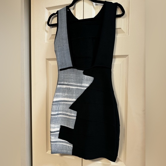 ÉTINCELLE Open back cocktail dress - Picture 6 of 8